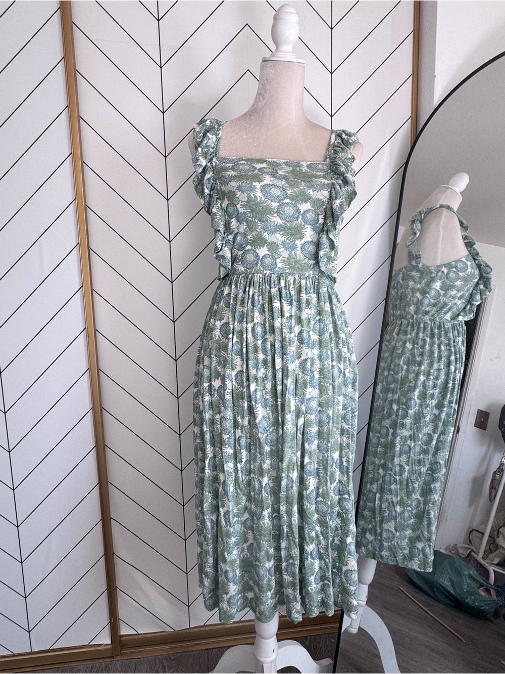 Kate Quinn Floral Ruffle-Shoulder Midi Dress in Sage Green